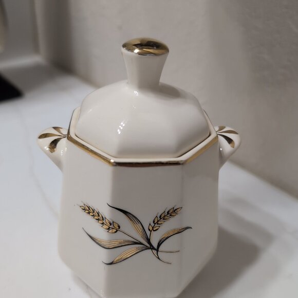 Vintage Midcentury Modern Harkerware Golden Wheat Sugar Jar MCM - Picture 4 of 5